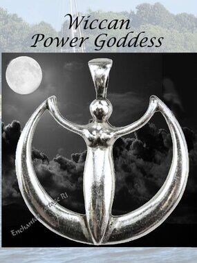 𝑾𝒊𝒄𝒄𝒂 𝑷𝑶𝑾𝑬𝑹 𝑮𝒐𝒅𝒅𝒆𝒔𝒔 Crescent Moon Amulet Necklace